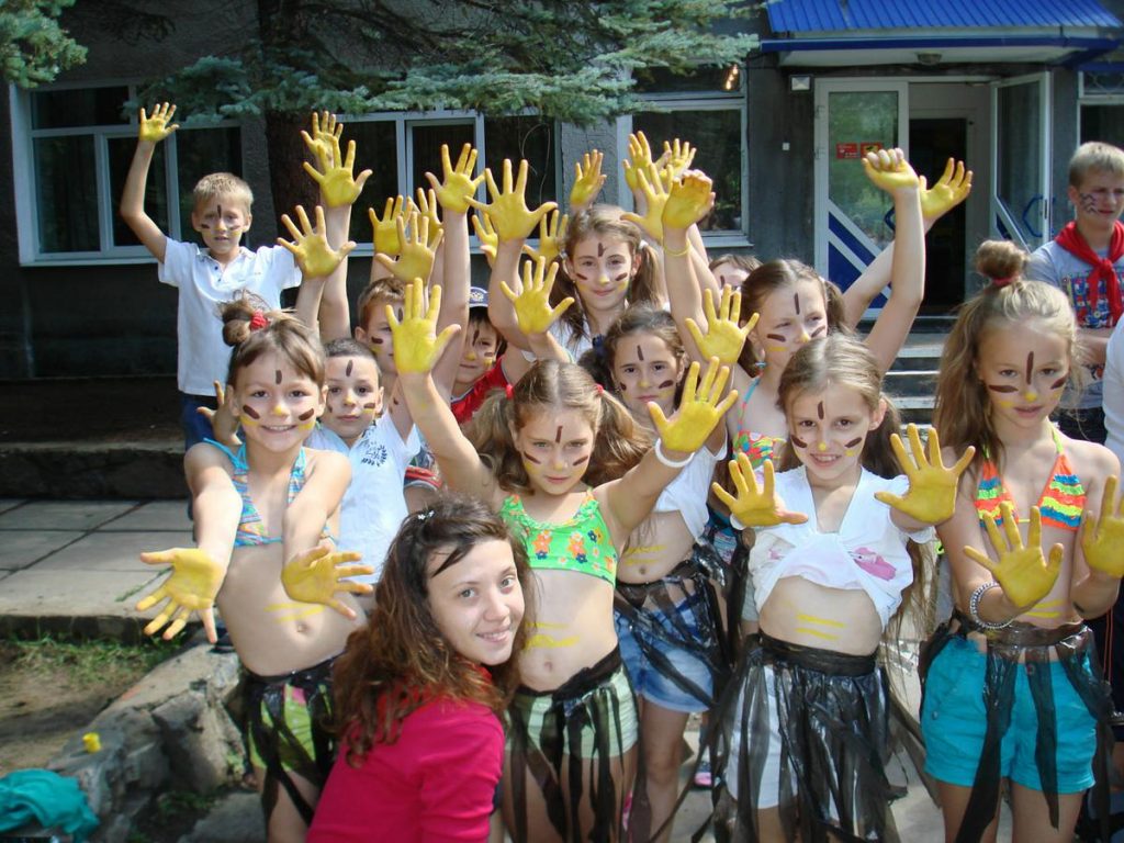 Детский лагерь "Голубые ели" Иркутск