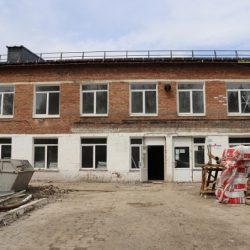 Капремонт в Мамоновской школе завершится к сентябрю 2023 года