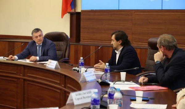 Правительство Приангарья планирует развивать парусный спорт и яхтенный туризм на Байкале                            