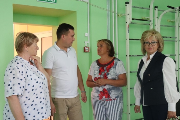 
			В Иркутском районе продолжается приёмка образовательных учреждений к новому учебному году		