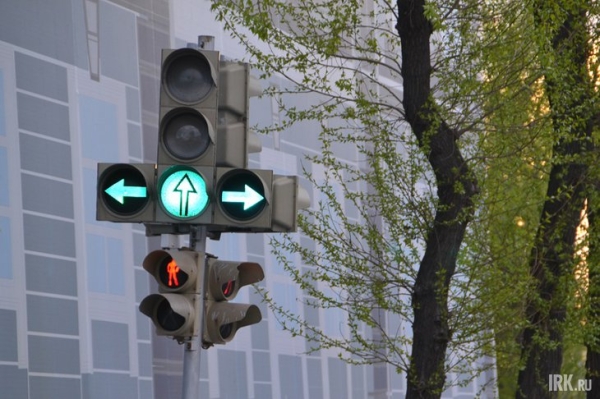 
                На улице Декабрьских Событий в Иркутске не работают два светофора
                
            