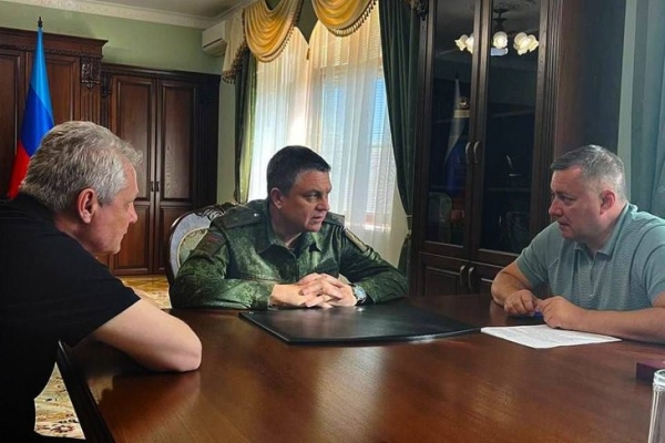 
                Игорь Кобзев и руководство ЛНР обсудили планы по подшефной территории на ближайшие годы
                
            