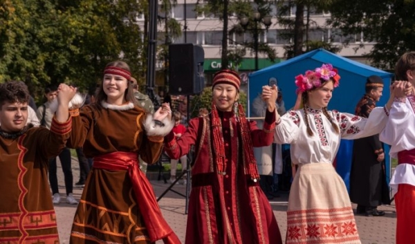 В День народного единства иркутян приглашают на праздничный концерт                            