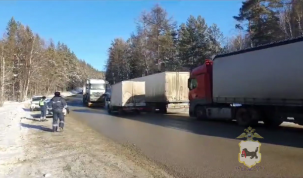 На трассе «Байкал» из-за непогоды затруднено движение (Видео)                            