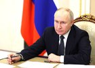 
                Владимир Путин подписал указ, закрепляющий статус многодетной семьи в России
                
            