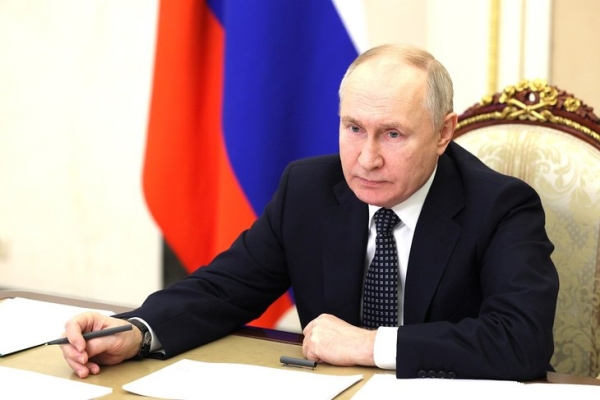 
                Владимир Путин подписал указ, закрепляющий статус многодетной семьи в России
                
            