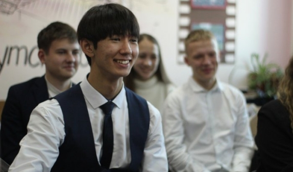 Школьники Иркутска приняли участие во Всероссийском слете городов трудовой доблести                            