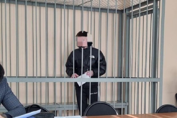 
                Суд заключил под стражу подростка, пришедшего в иркутскую школу с пистолетом
                
            