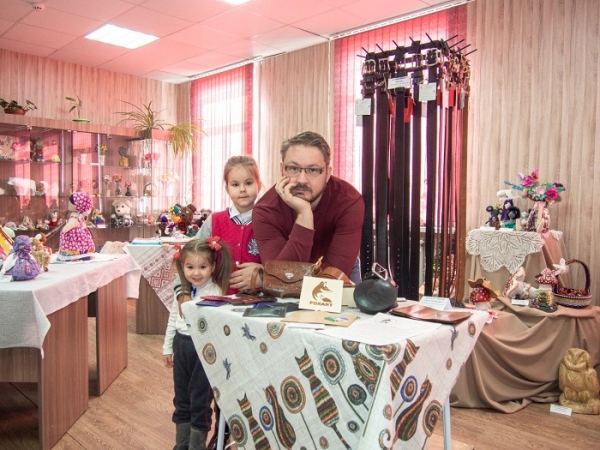 
			Семья Апанасюк стала обладателями «Золотого Меркурия»		