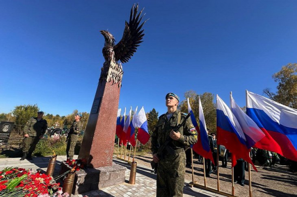 
                В Ангарске благоустроили Аллею славы, посвященную участникам спецоперации
                
            