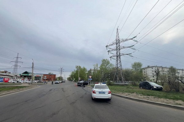 
                Мужчина погиб, женщина получила травмы в ДТП в Ленинском округе Иркутска
                
            