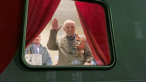Ветерана Гаврилова, которому Путин передал привет, проводили на парад Победы