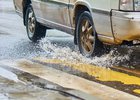 
                В Иркутске дежурные службы перевели в режим повышенной готовности из-за ухудшения погоды
                
            