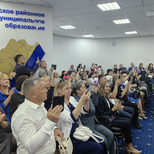 
			В Иркутском районе число выпускников – медалистов выросло   		