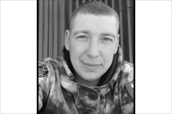 
                В Балаганском районе простились с погибшим в зоне СВО Александром Кудаевым
                
            