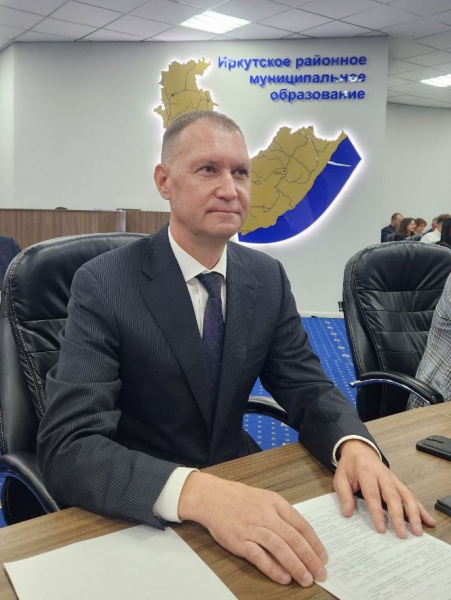 
			Председателем Думы Иркутского муниципального округа избран Алексей Панько, заместителем председателя Олег Парфенов		