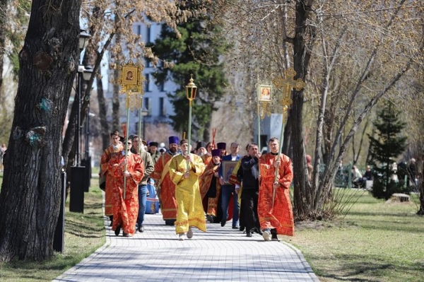 
                В Иркутске на Иерусалимской горе прошел Крестный ход в память о Георгии Победоносце
                
            