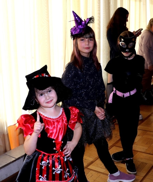 
			Более 800 ребятишек собрались на новогоднюю ёлку мэра для детей Иркутского района   		