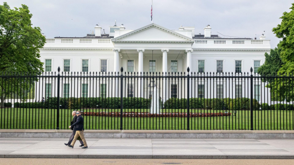 Bloomberg: в администрации Трампа осуждают атаку украинских БПЛА на аэродромы