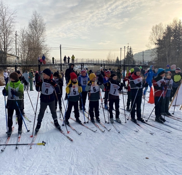 
			На открытии сезона по лыжным гонкам спортсмены Иркутского района показали отличный результат		