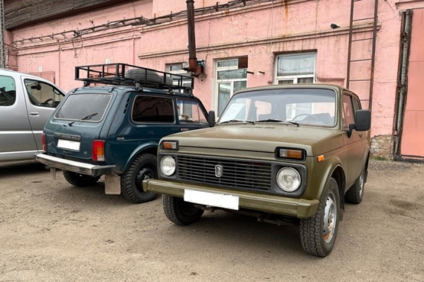 
                Два втомобиля «Нива» отправили из Иркутска в зону СВО
                
            