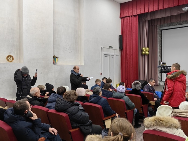 
			Встреча жителей с энергетиками состоялись в с. Максимовщина		