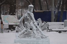 На бульваре Гагарина открыли Аллею славы русского хоккея                            