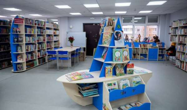 В микрорайоне Ново-Ленино после обновления открылась детская библиотека «Алые паруса»                            