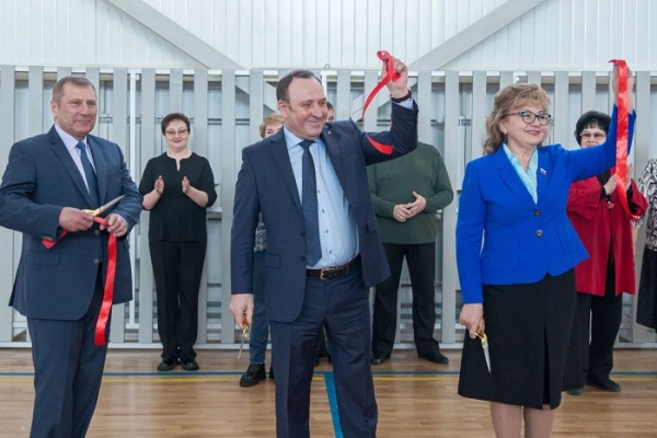 
			В Иркутском районе в деревне Карлук открылся новый физкультурно -оздоровительный комплекс 10 марта		